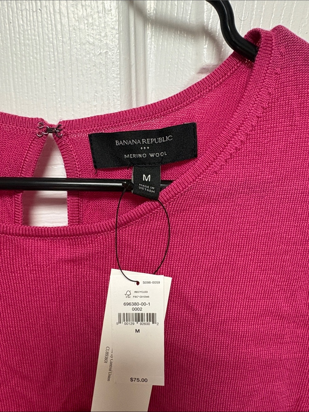 NWT Banana Republic Sleeveless Knit Tank - Bright Fuchsia - Picture 2 of 3